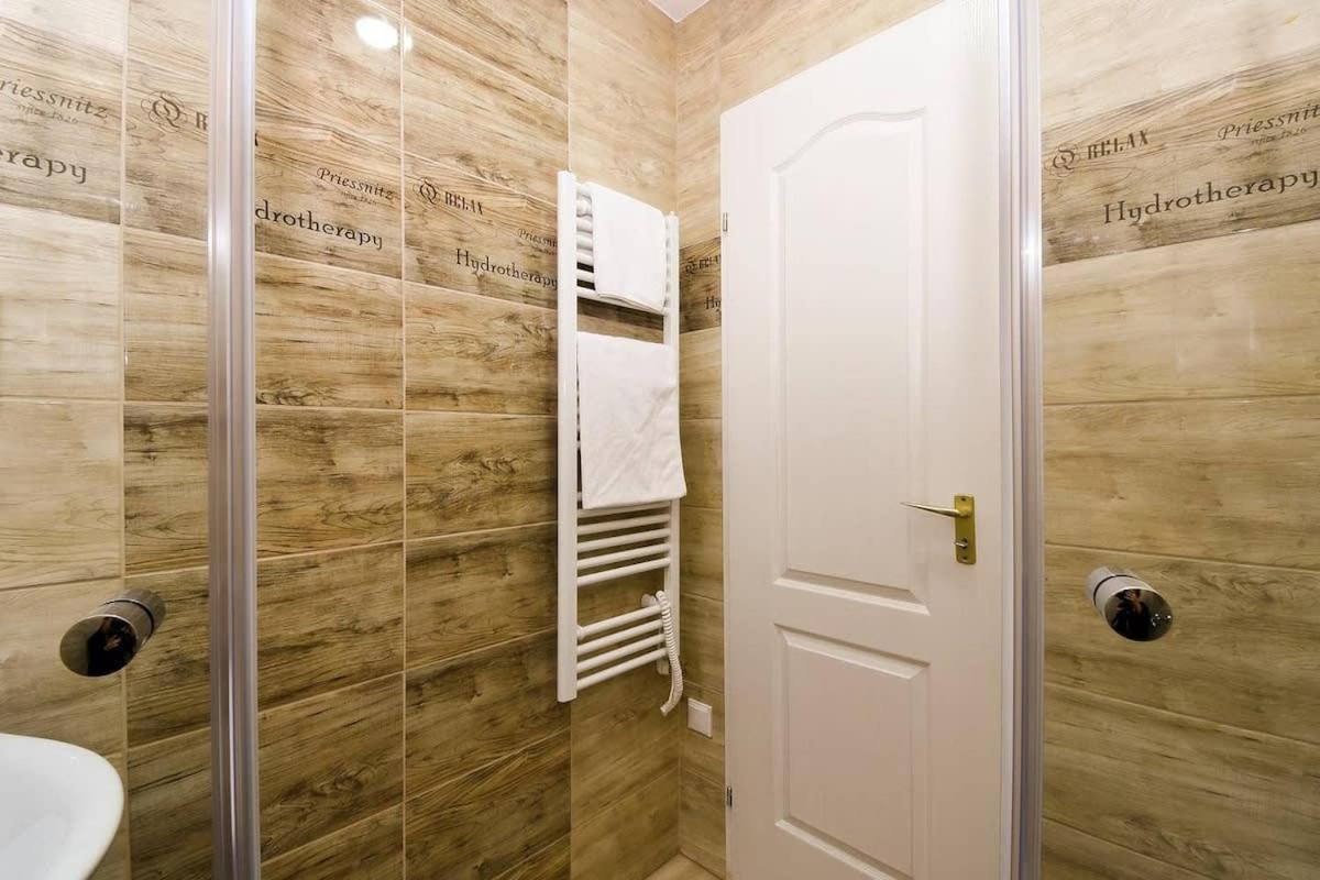 Very Central Very Spacious New Home Budapest Bagian luar foto