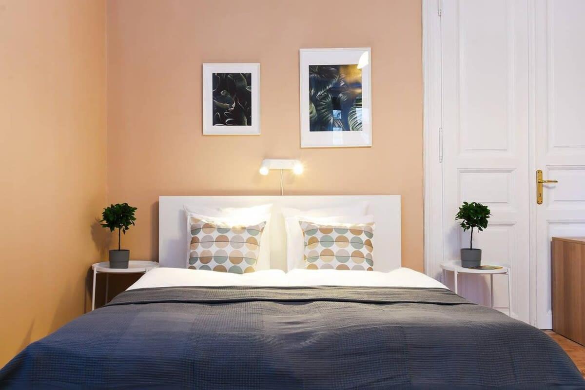 Very Central Very Spacious New Home Budapest Bagian luar foto